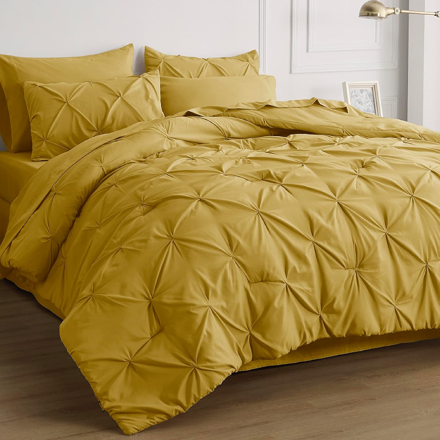 Pinched Bedding Comforter Set