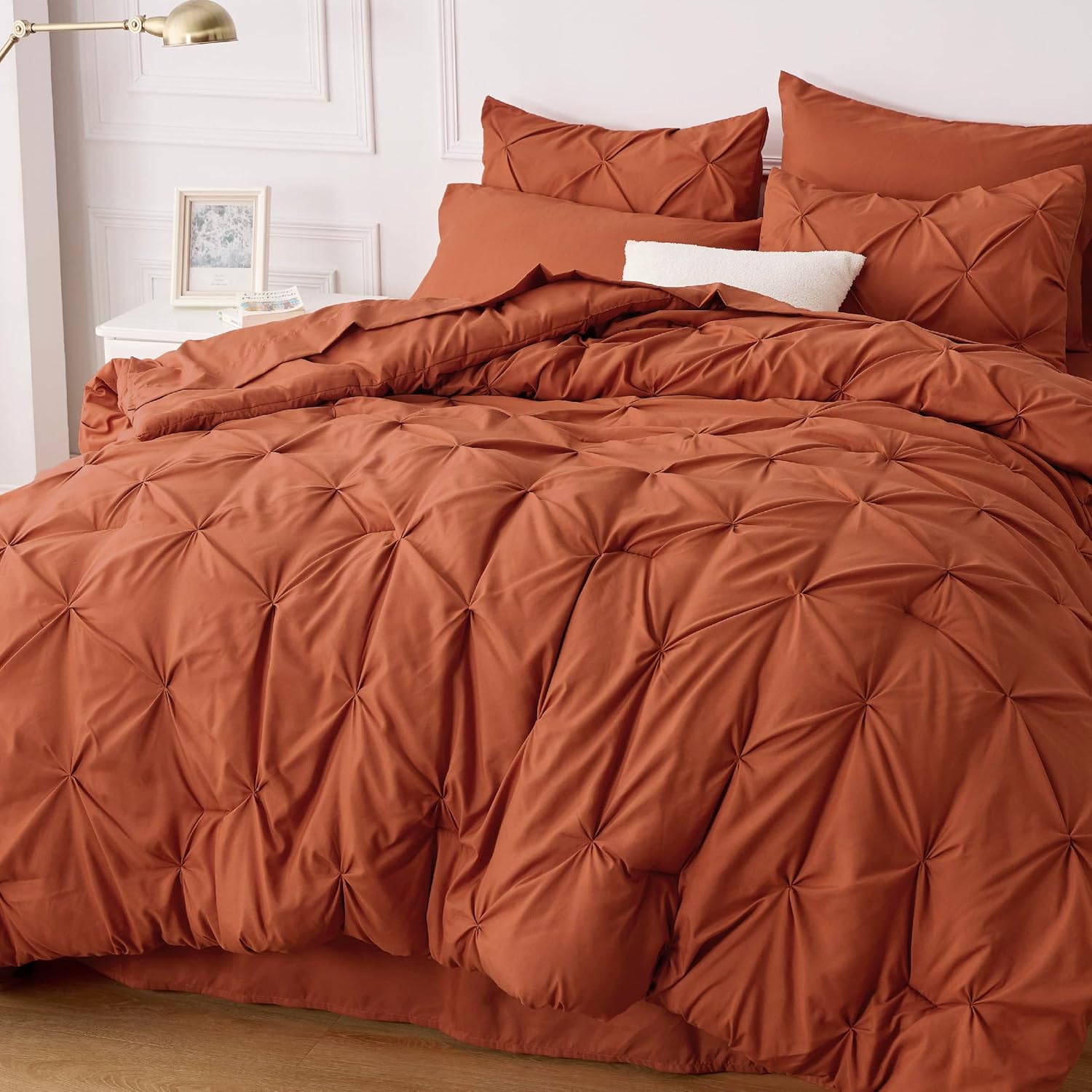 Pinched Bedding Comforter Set