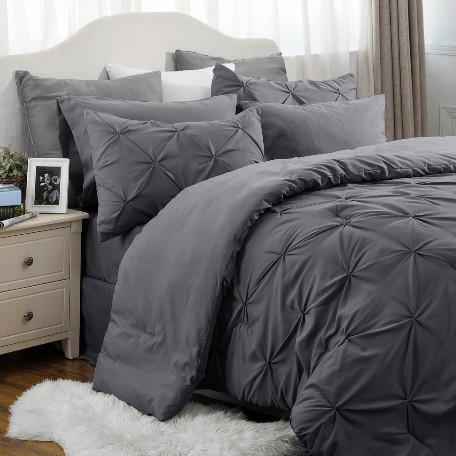 Pinched Bedding Comforter Set