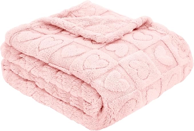 Heart Checkered Fluffy Throw Blanket