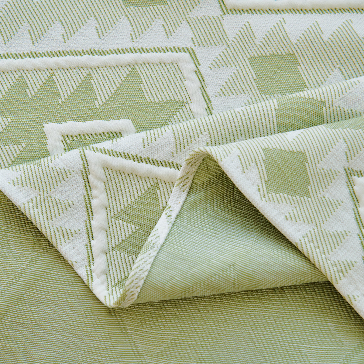 Anti-Slip Elegant Boho Geometric Sofa Couch Cover