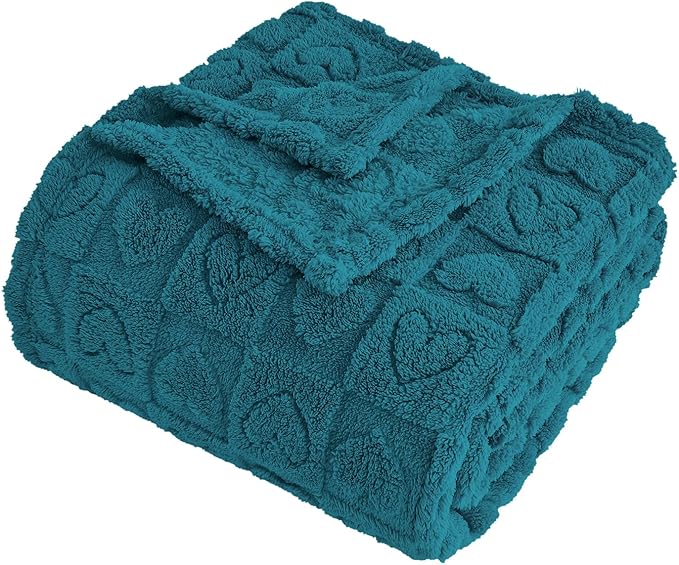 Heart Checkered Fluffy Throw Blanket