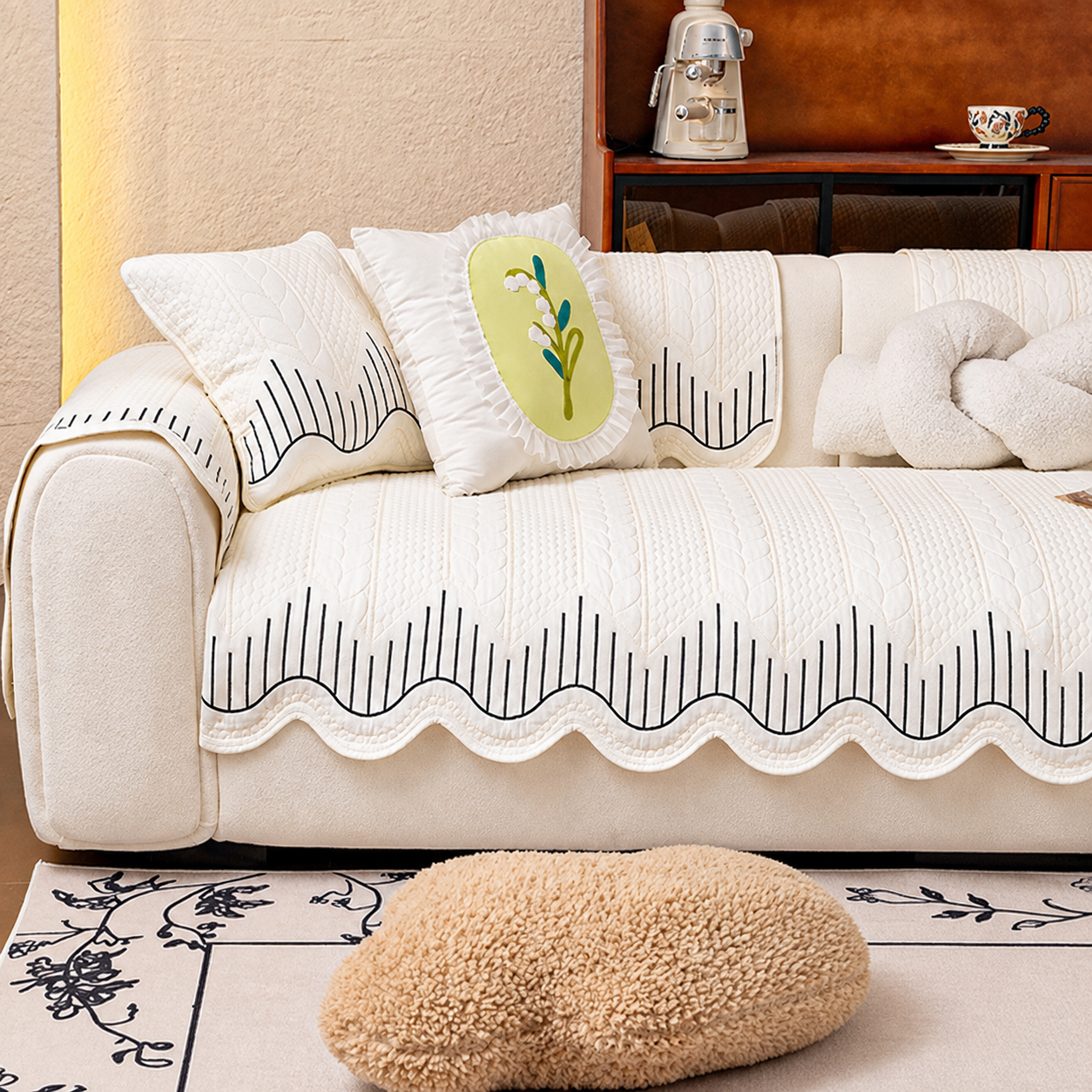 Non Slip Elegant Cotton Quilted Couch Cover